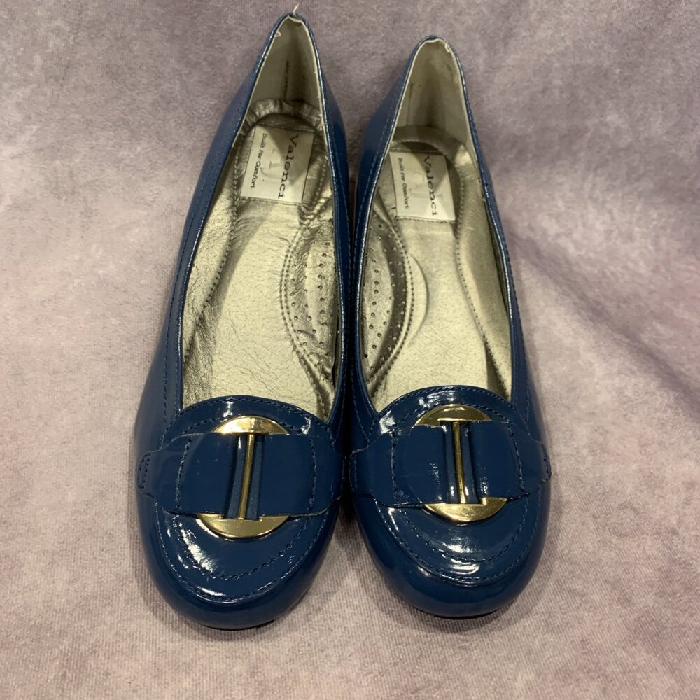 AJ Valenci Flats